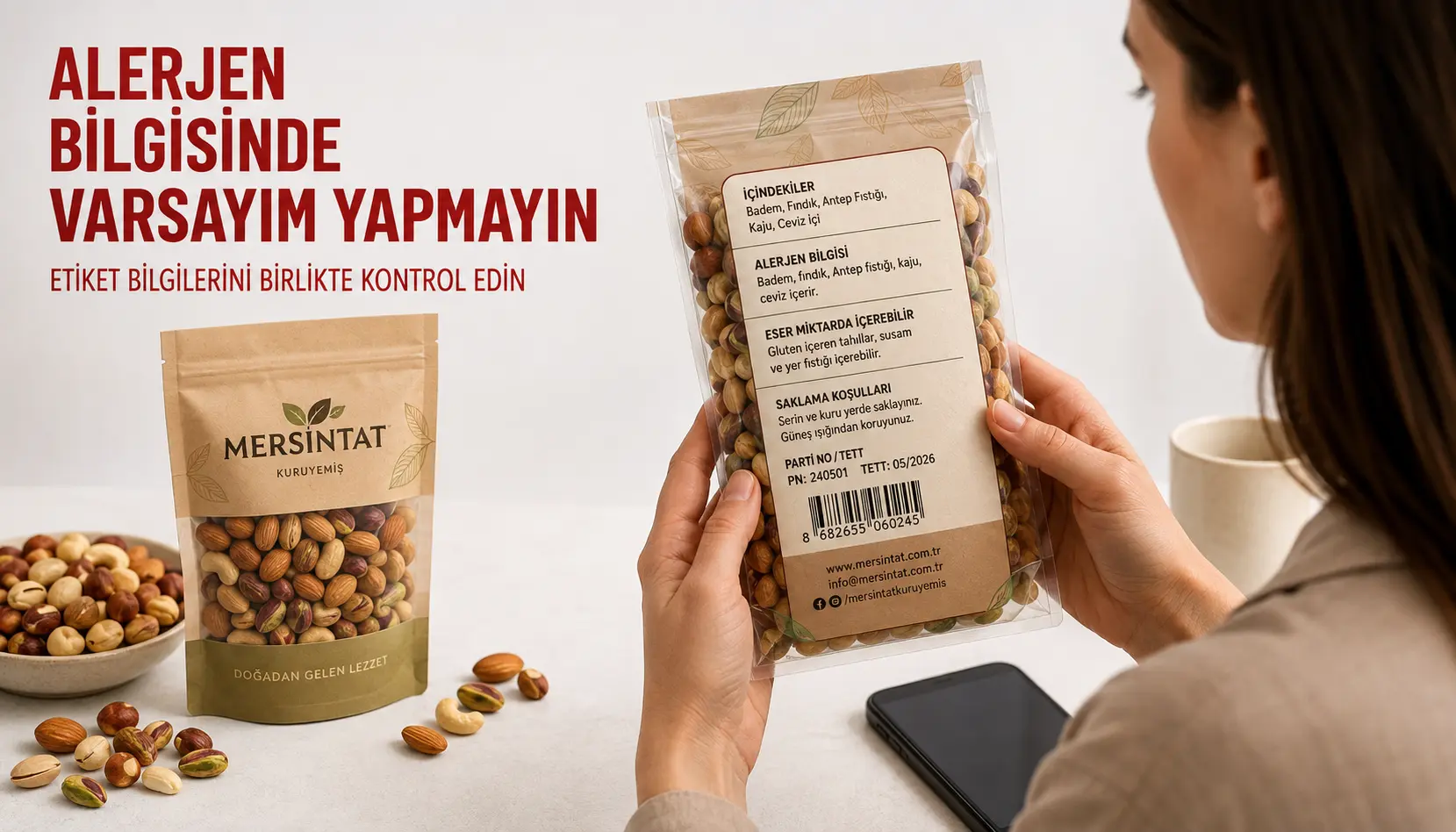 Alerjen bilgisi için kuruyemiş paketinin içindekiler ve uyarı alanlarını kontrol eden kullanıcı